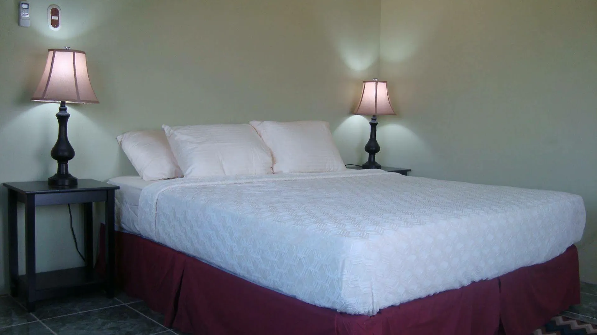 ** Hotel New Horizon Bed And Breakfast Port of Spain Trinidad And Tobago